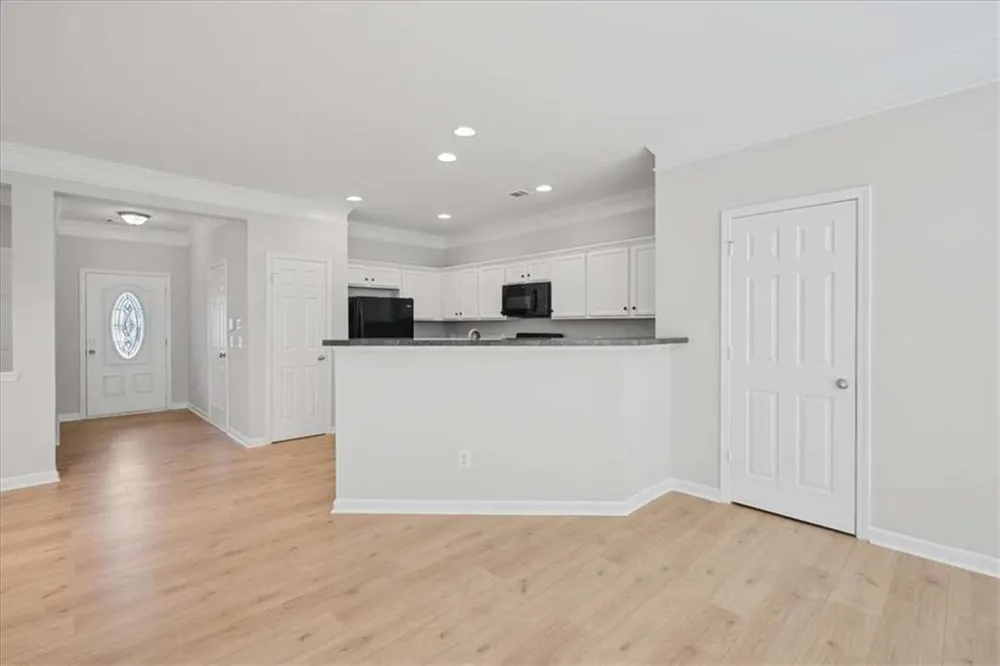 3303 Fernview Drive Lawrenceville, GA 30044