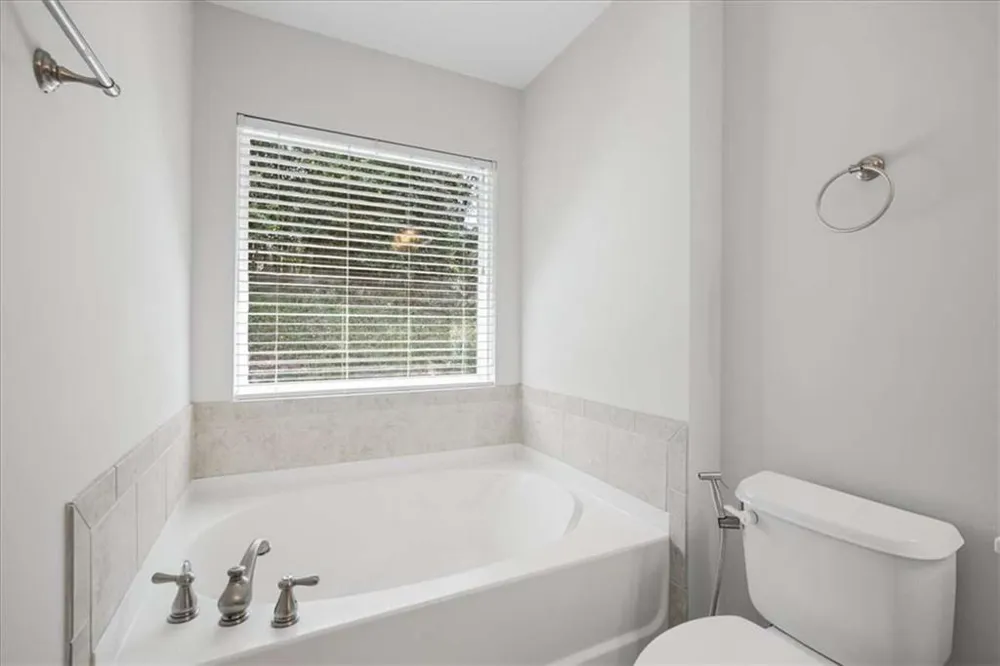 3303 Fernview Drive Lawrenceville, GA 30044
