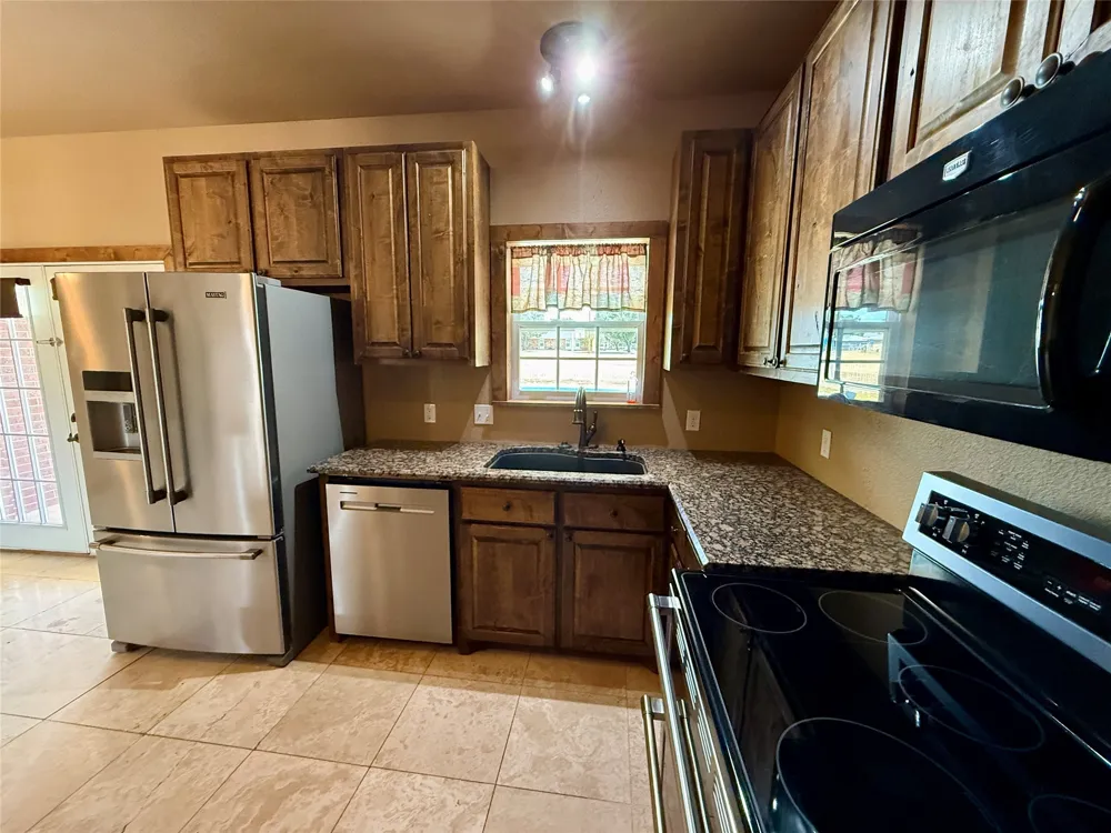 3519 Longhorn Lane Brownwood, TX 76801