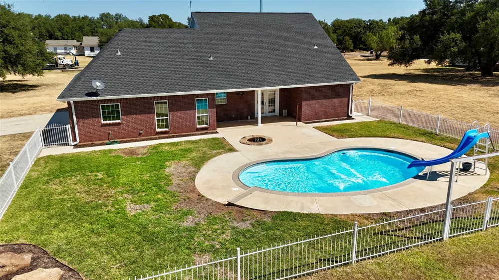 3519 Longhorn Lane Brownwood, TX 76801