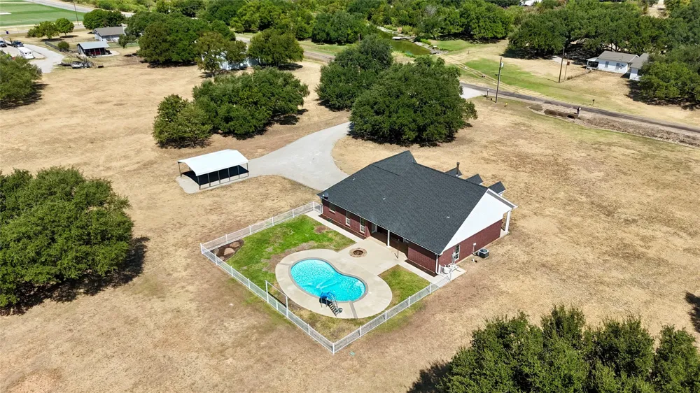 3519 Longhorn Lane Brownwood, TX 76801