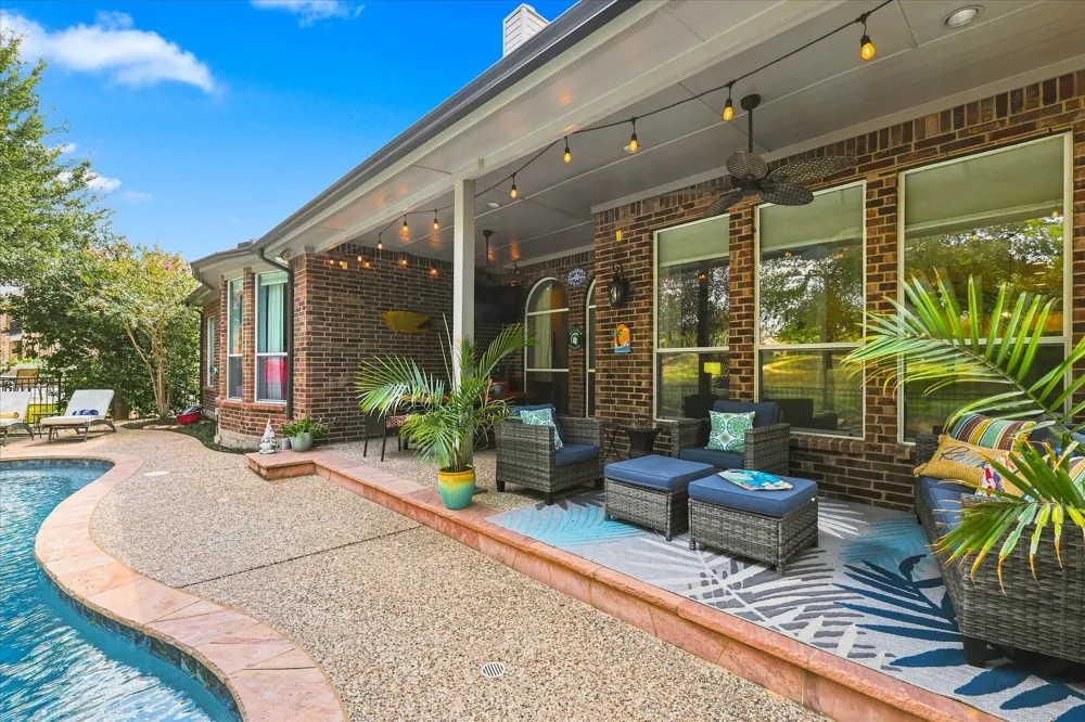 9355 Blanco Drive Lantana, TX 76226