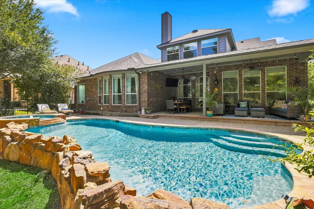 9355 Blanco Drive Lantana, TX 76226