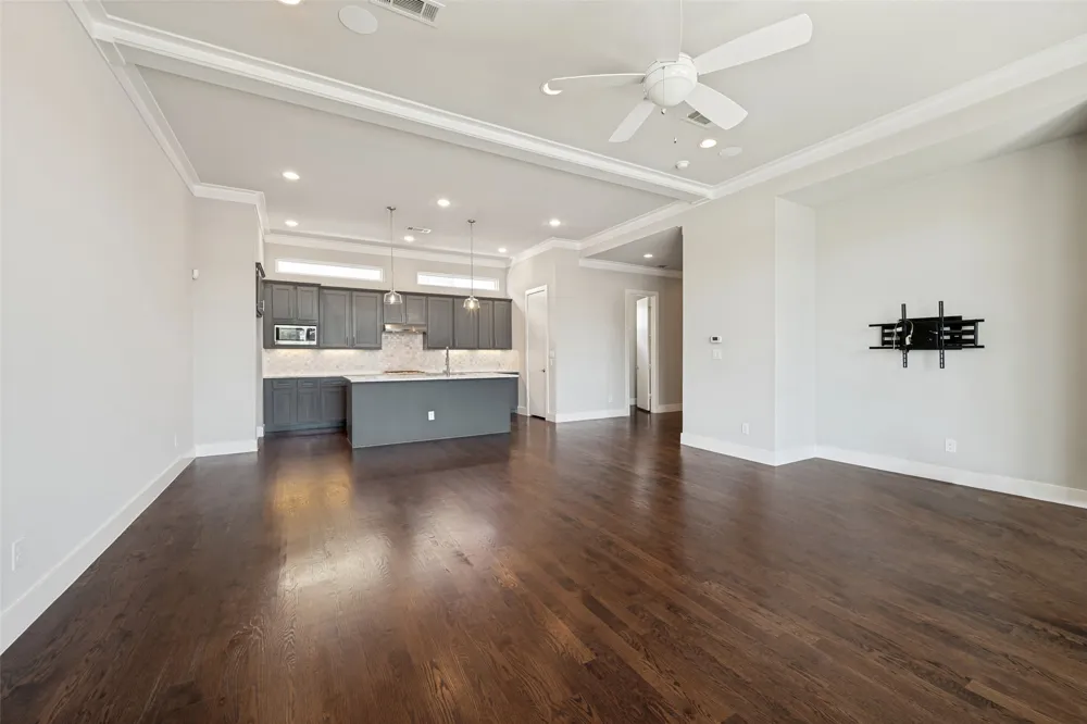 212 Foch Street Fort Worth, TX 76107
