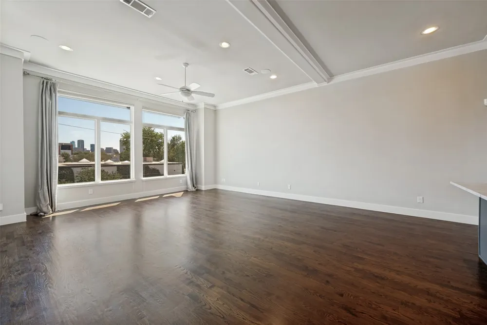 212 Foch Street Fort Worth, TX 76107