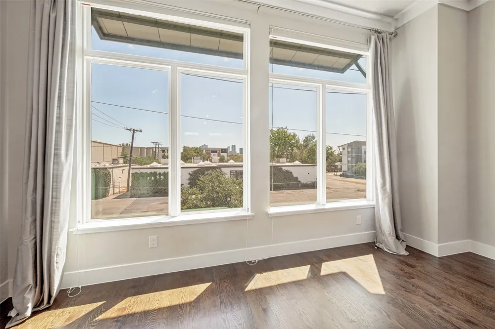 212 Foch Street Fort Worth, TX 76107