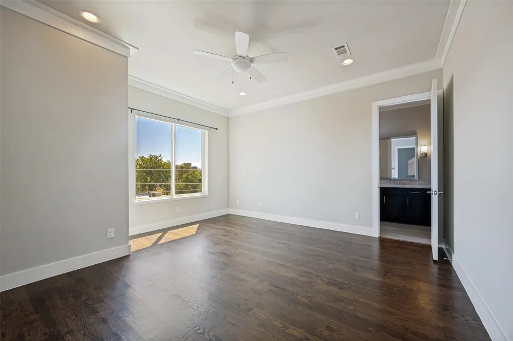 212 Foch Street Fort Worth, TX 76107