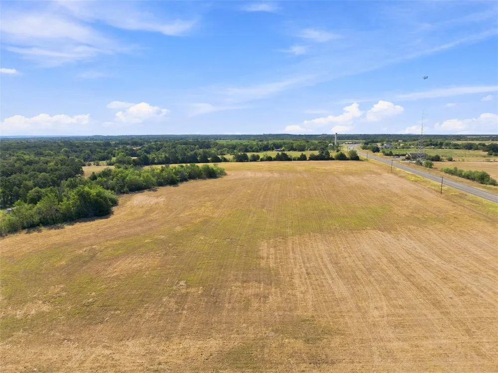 1 Fm 937 Groesbeck, TX 76642