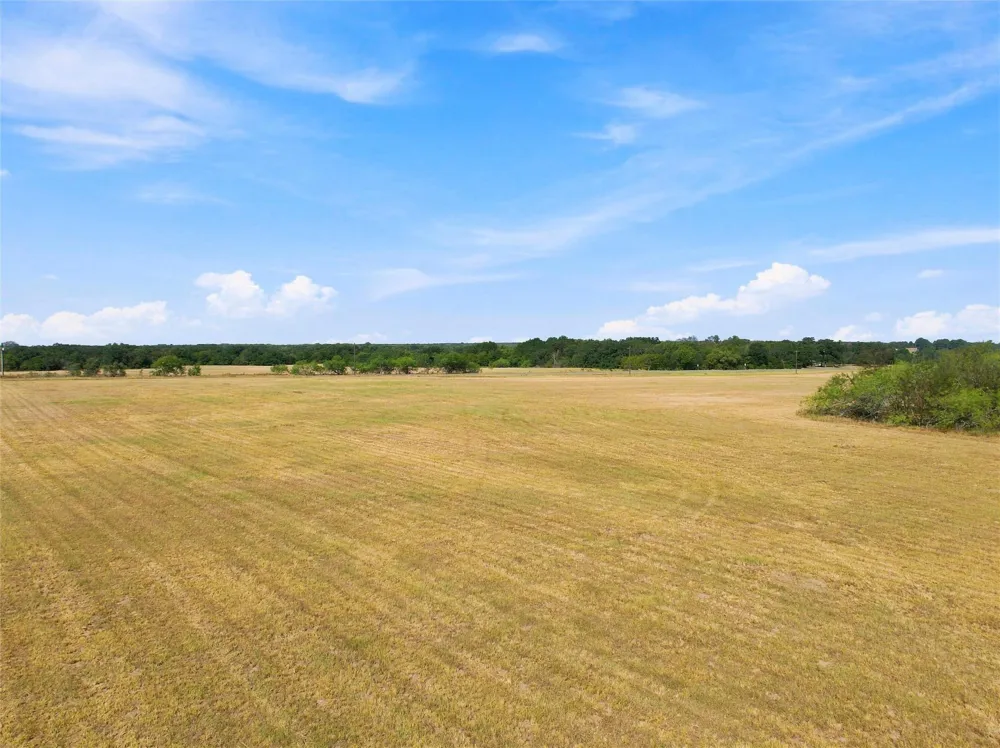 1 Fm 937 Groesbeck, TX 76642