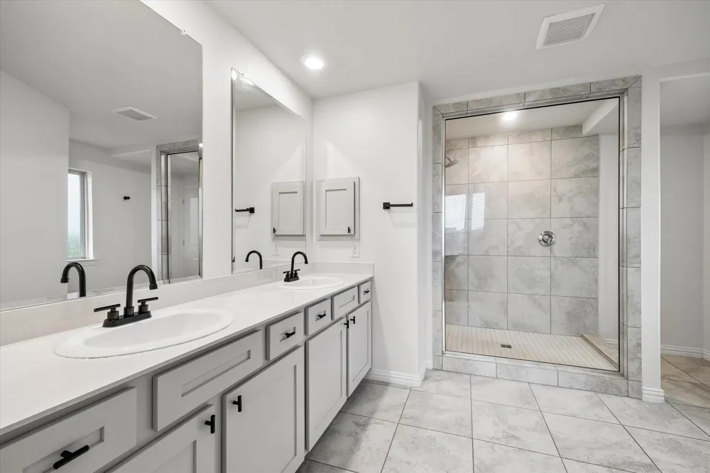1606 Ryon Falls Drive Richmond, TX 77469