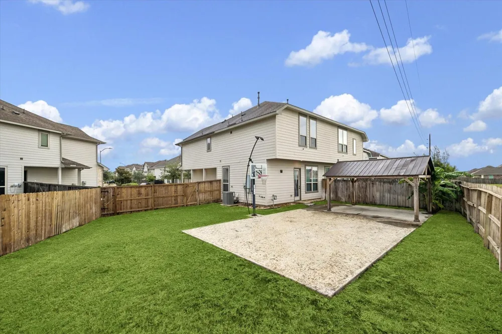 1606 Ryon Falls Drive Richmond, TX 77469