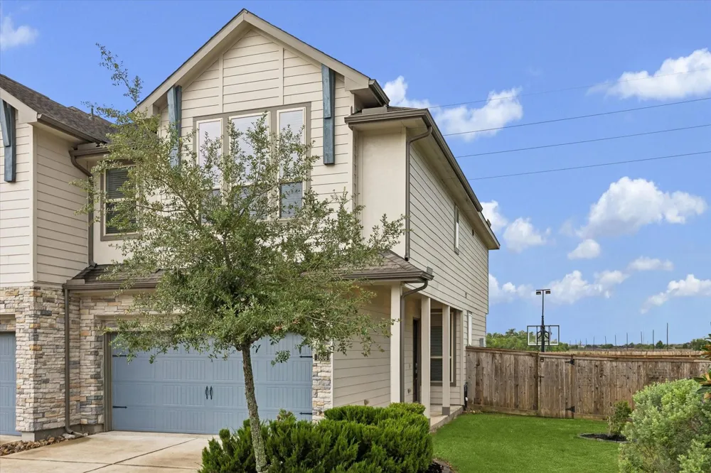 1606 Ryon Falls Drive Richmond, TX 77469