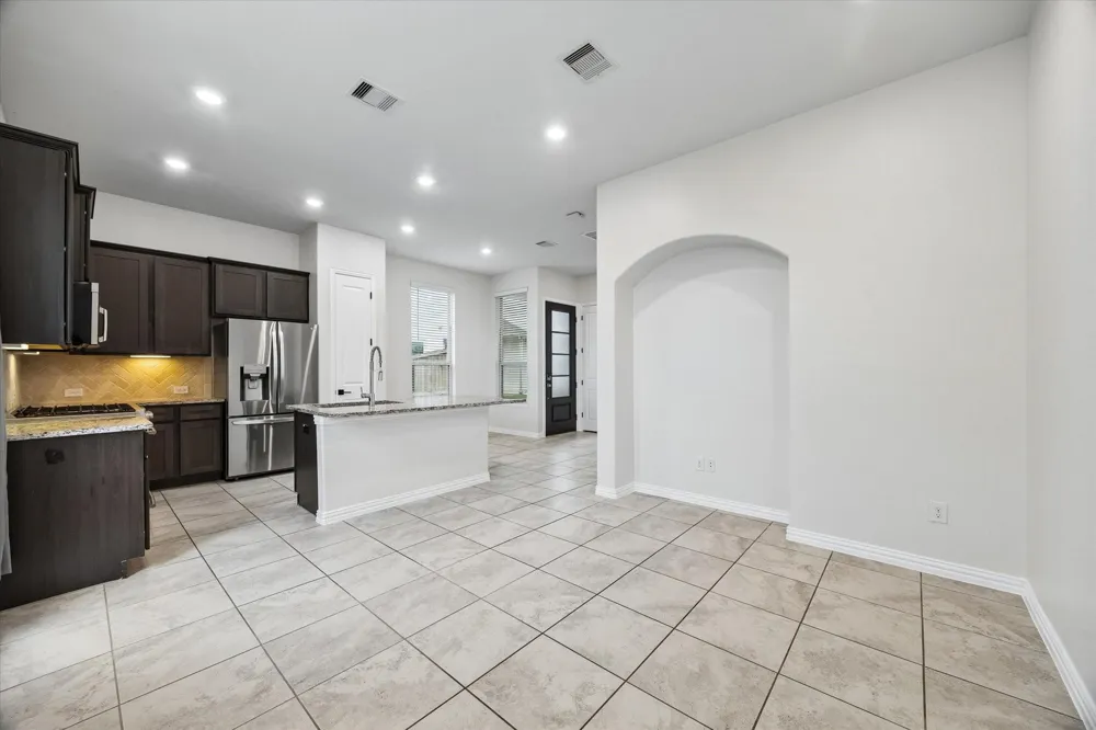 1606 Ryon Falls Drive Richmond, TX 77469