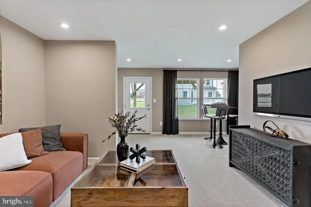 PADDLEFISH ROAD Inwood, WV 25428