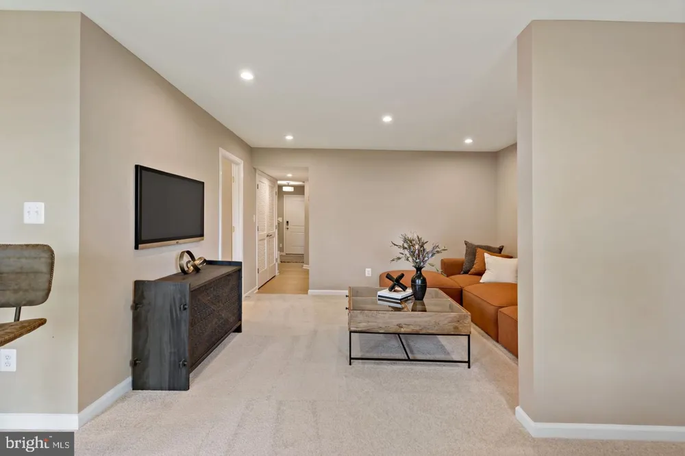 PADDLEFISH ROAD Inwood, WV 25428