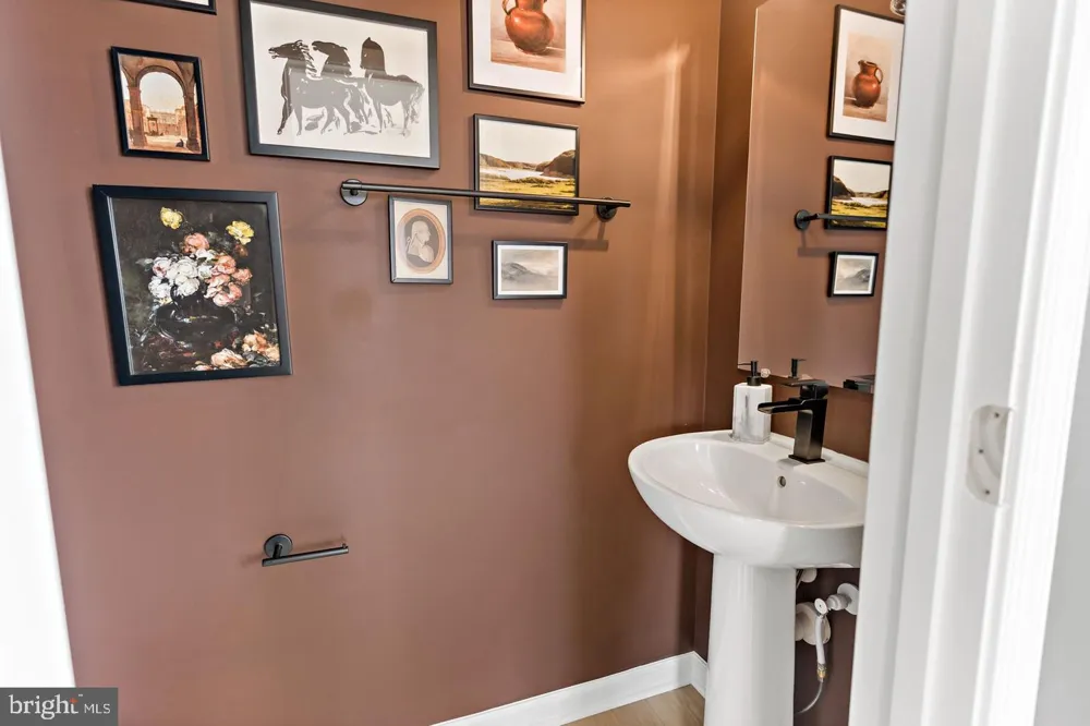 PADDLEFISH ROAD Inwood, WV 25428