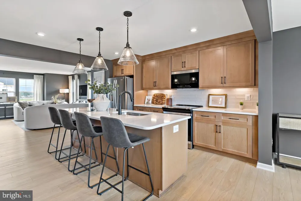 PADDLEFISH ROAD Inwood, WV 25428