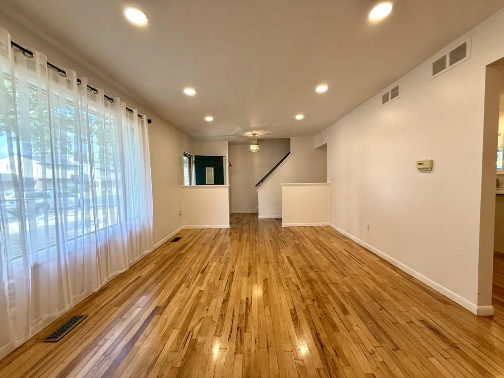 30215 Stockton Avenue Farmington Hills, MI 48336