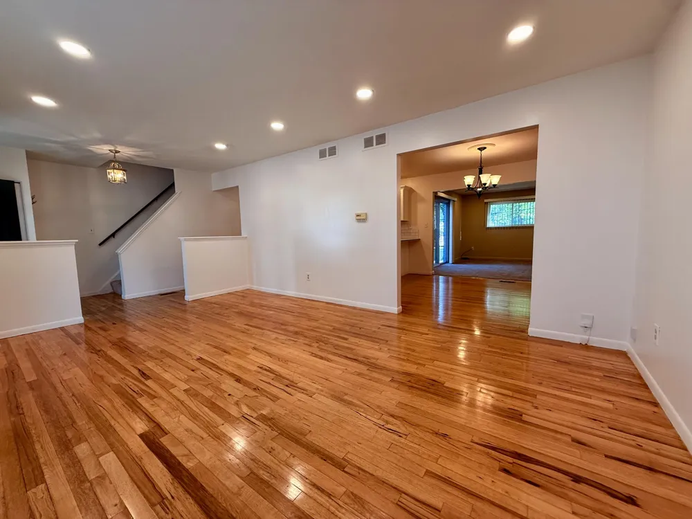 30215 Stockton Avenue Farmington Hills, MI 48336
