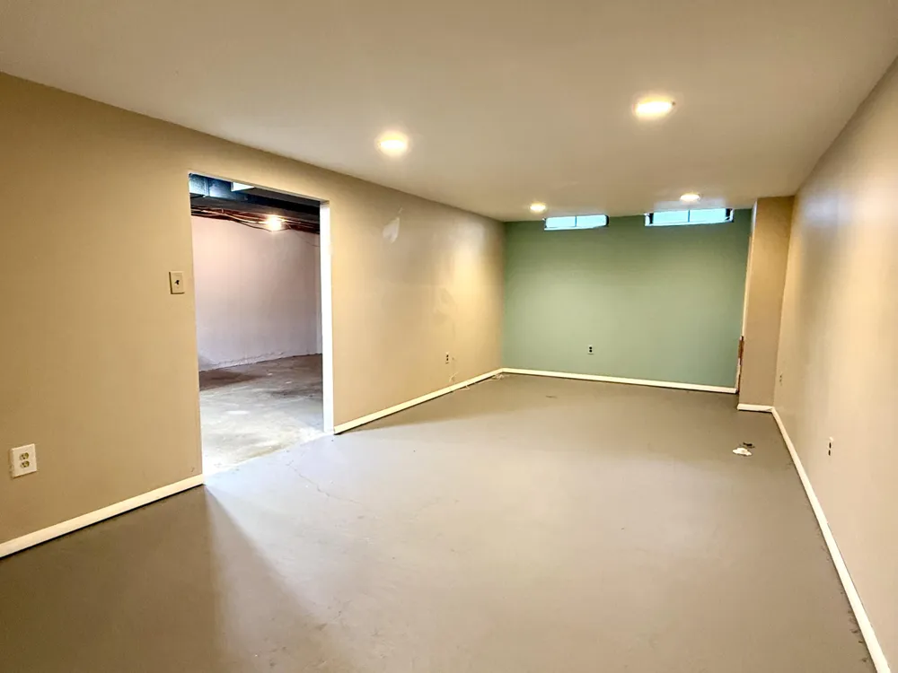 30215 Stockton Avenue Farmington Hills, MI 48336