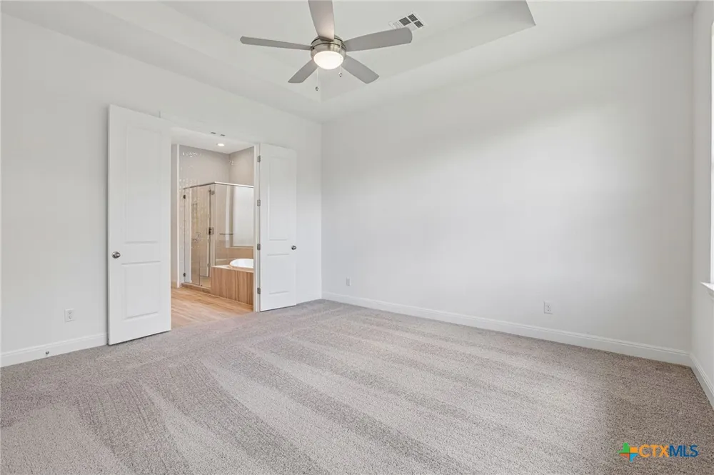 253 Prickly Poppy Loop Kyle, TX 78640
