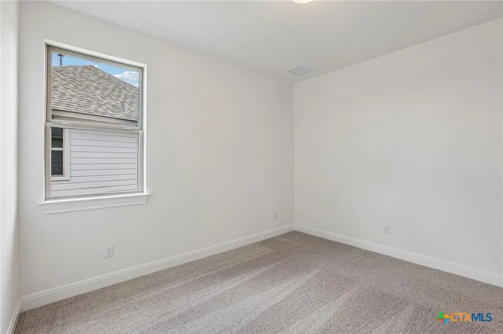 253 Prickly Poppy Loop Kyle, TX 78640