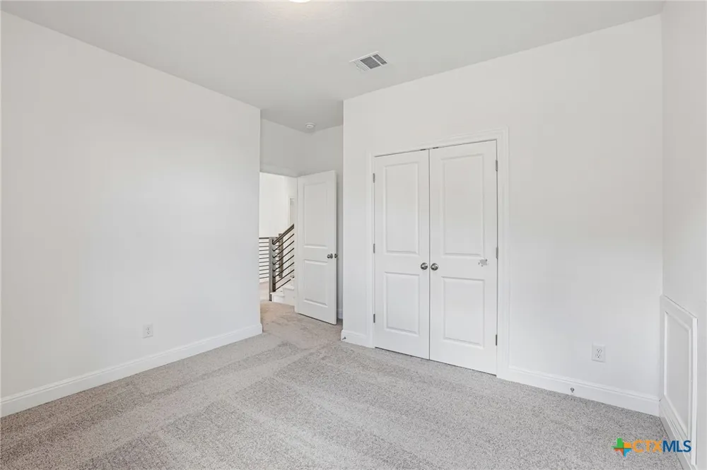 253 Prickly Poppy Loop Kyle, TX 78640