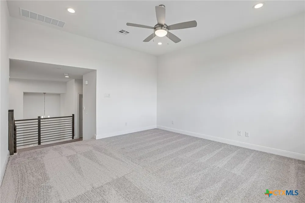 253 Prickly Poppy Loop Kyle, TX 78640