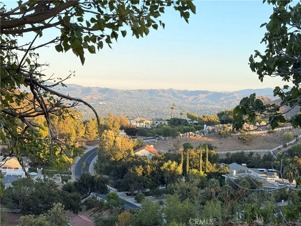 28 Wrangler Lane Bell Canyon, CA 91307