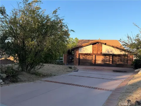 28 Wrangler Lane