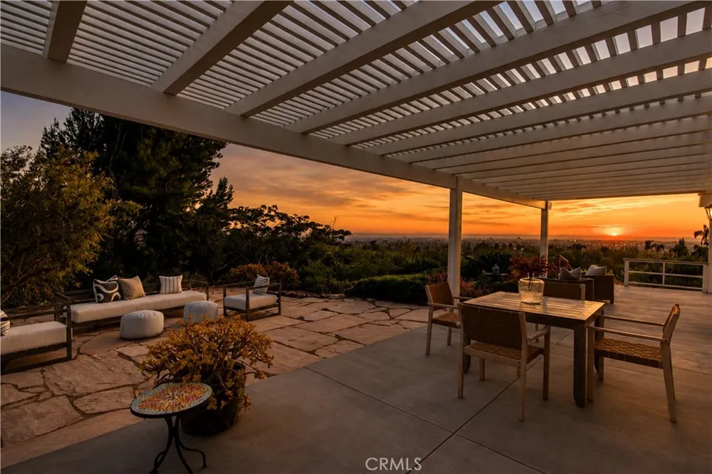 18702 Mesa Villa Park, CA 92861