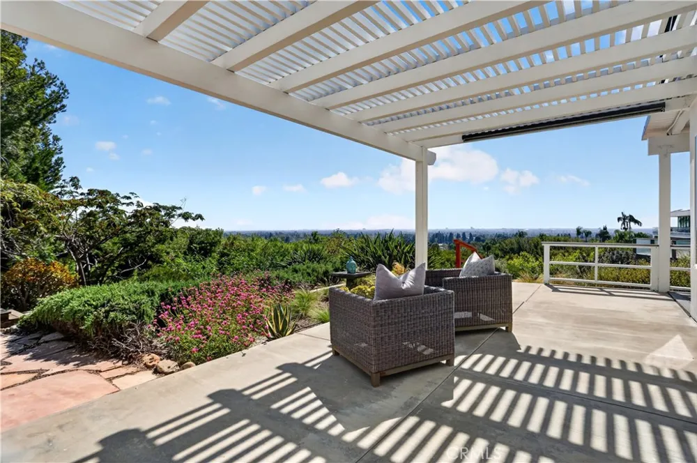 18702 Mesa Villa Park, CA 92861