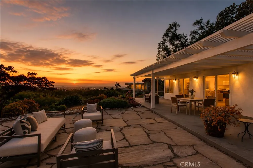18702 Mesa Villa Park, CA 92861