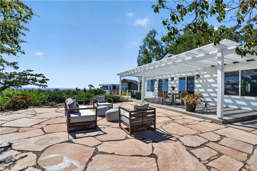 18702 Mesa Villa Park, CA 92861