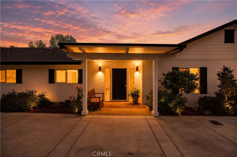 18702 Mesa Villa Park, CA 92861