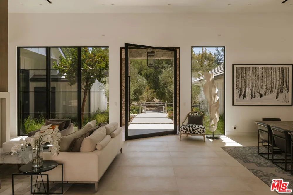 25057 Lewis And Clark Road Hidden Hills, CA 91302