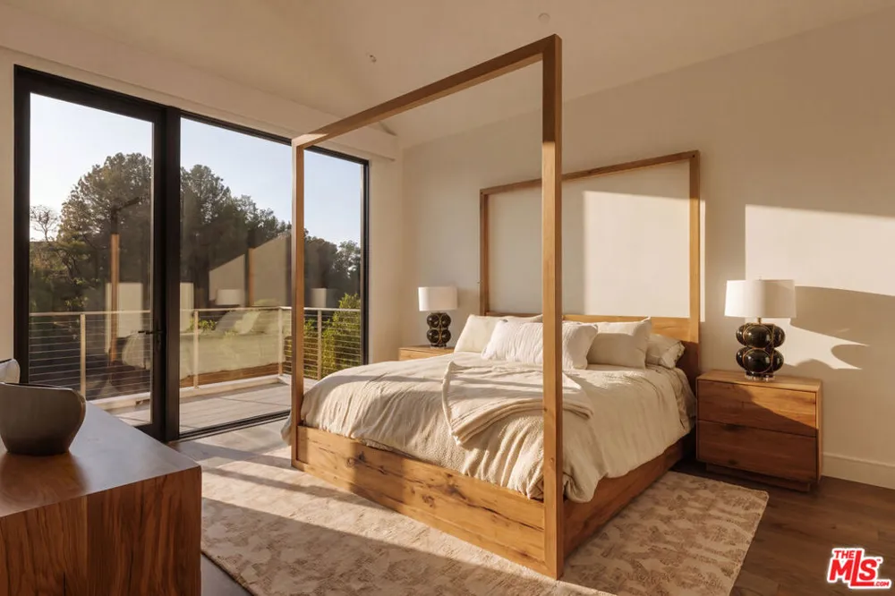 25057 Lewis And Clark Road Hidden Hills, CA 91302
