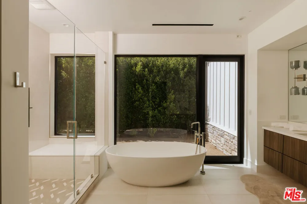 25057 Lewis And Clark Road Hidden Hills, CA 91302