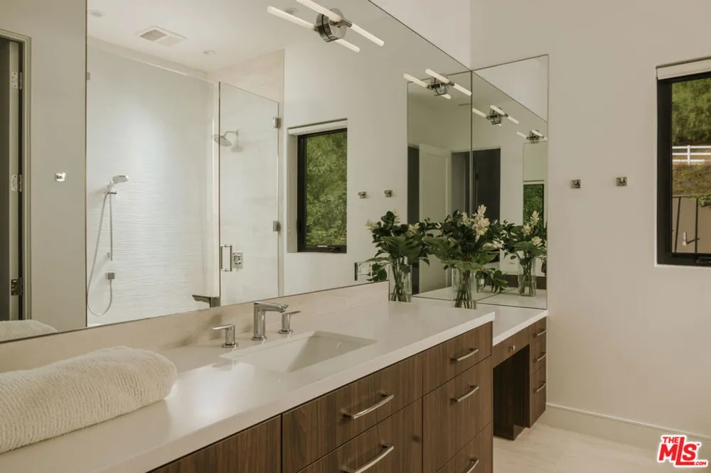 25057 Lewis And Clark Road Hidden Hills, CA 91302
