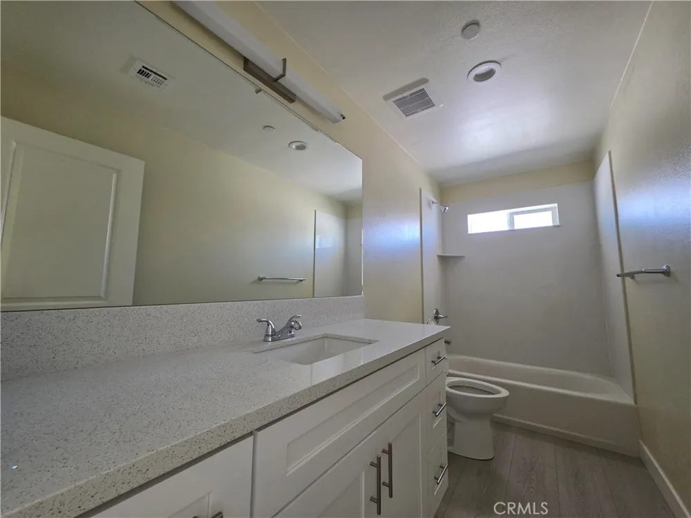 650 Grand Avenue W Pomona, CA 91766