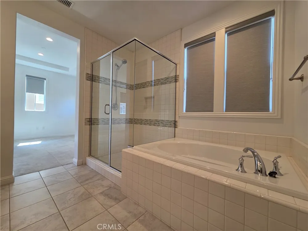 20640 W Chestnut Porter Ranch, CA 91326