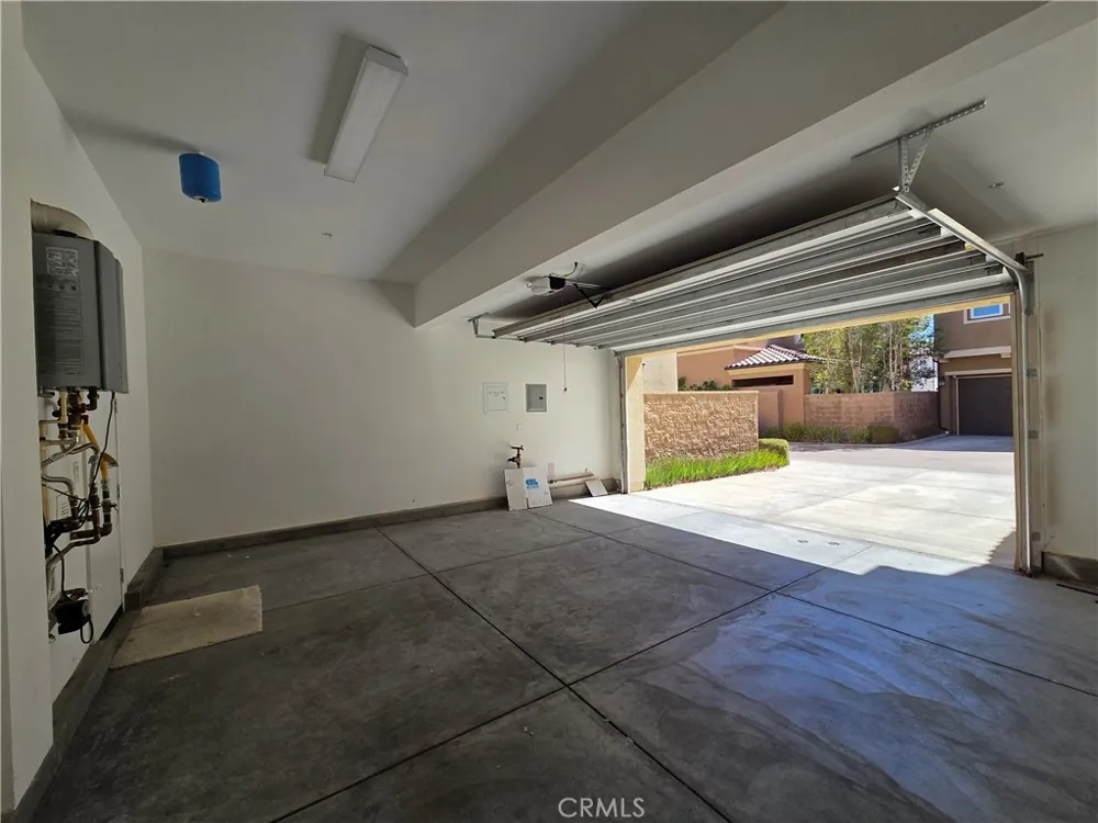 20640 W Chestnut Porter Ranch, CA 91326
