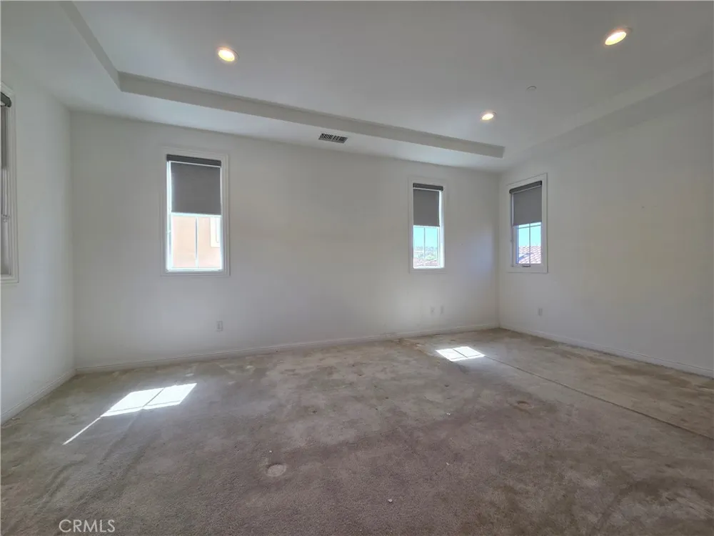 20640 W Chestnut Porter Ranch, CA 91326