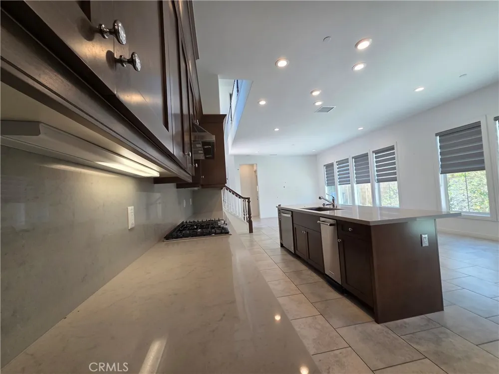 20640 W Chestnut Porter Ranch, CA 91326