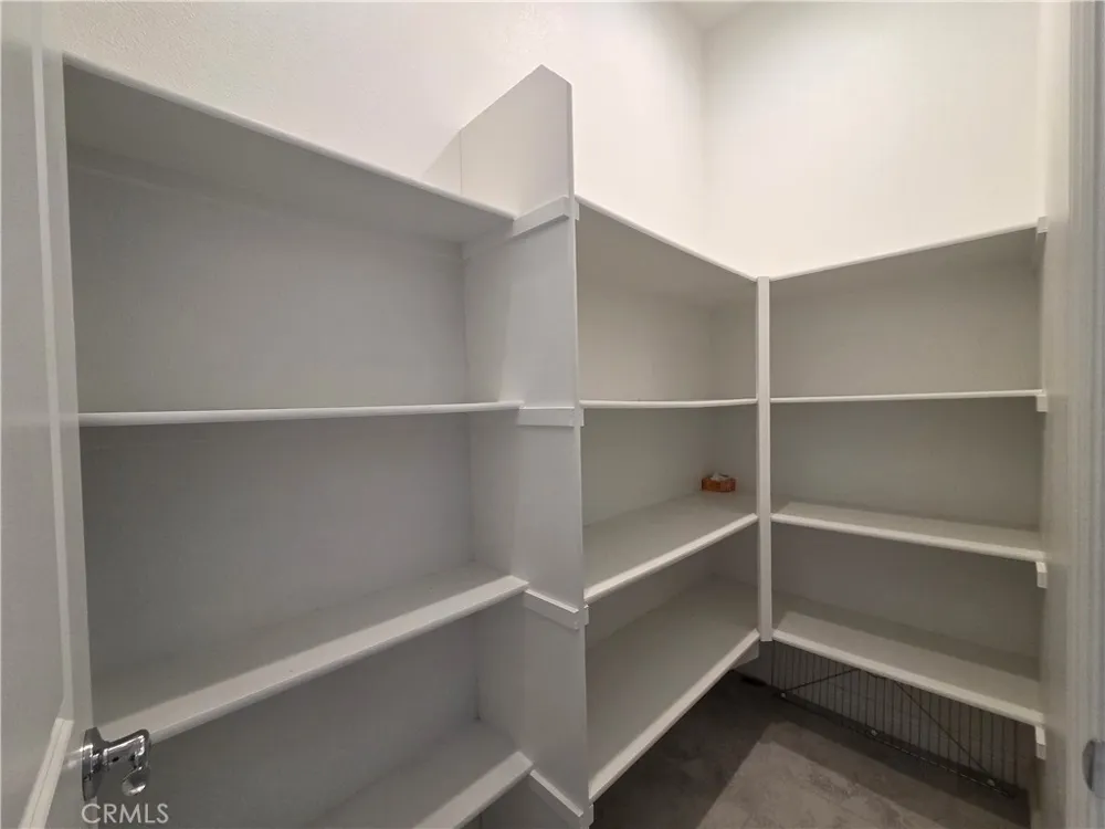 20640 W Chestnut Porter Ranch, CA 91326