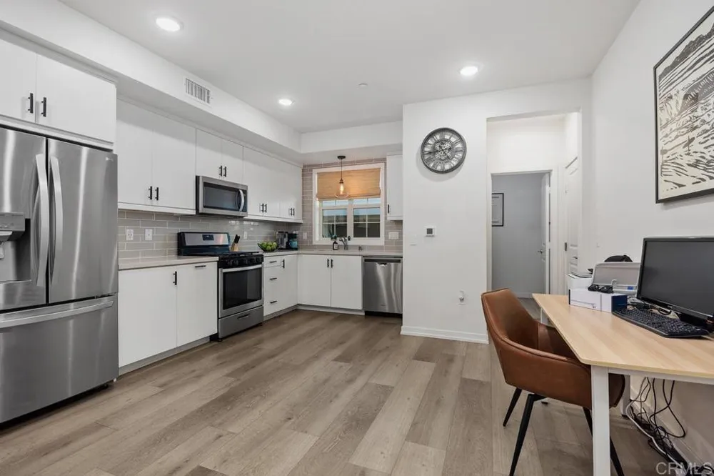819 Blackstone Drive San Marcos, CA 92078