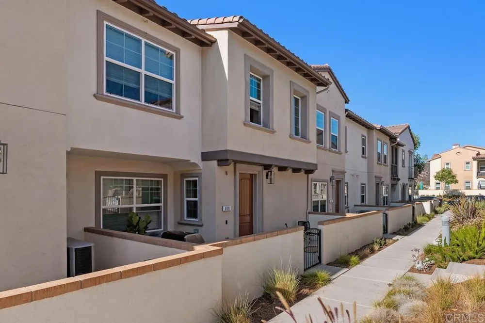 819 Blackstone Drive San Marcos, CA 92078
