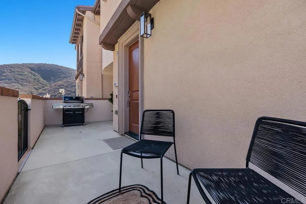 819 Blackstone Drive San Marcos, CA 92078