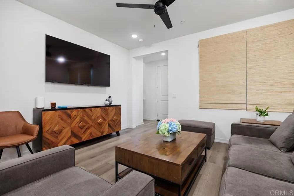 819 Blackstone Drive San Marcos, CA 92078