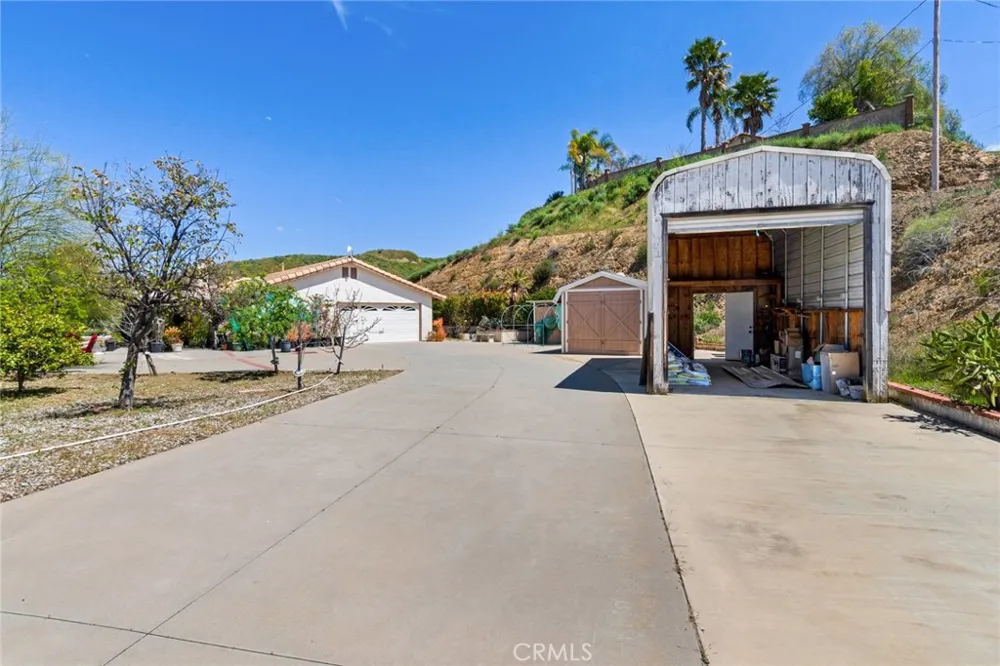 21798 Ridgedale Drive Lake Mathews, CA 92570